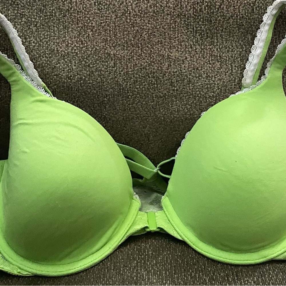 Victoria’s Secret bra